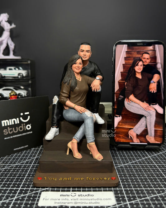 Couple with same outfit as photo